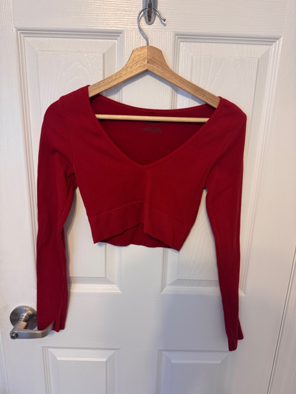 Garage Women’s Ribbed V-Neck Long Sleeve Crop Top - Red